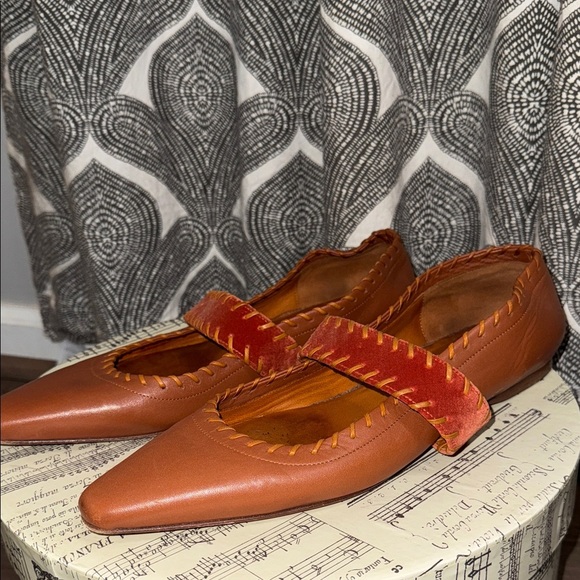 Ulla Johnson Verona Flats SZ 41 - Picture 2 of 9